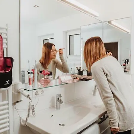 Almnest 斯拉德明